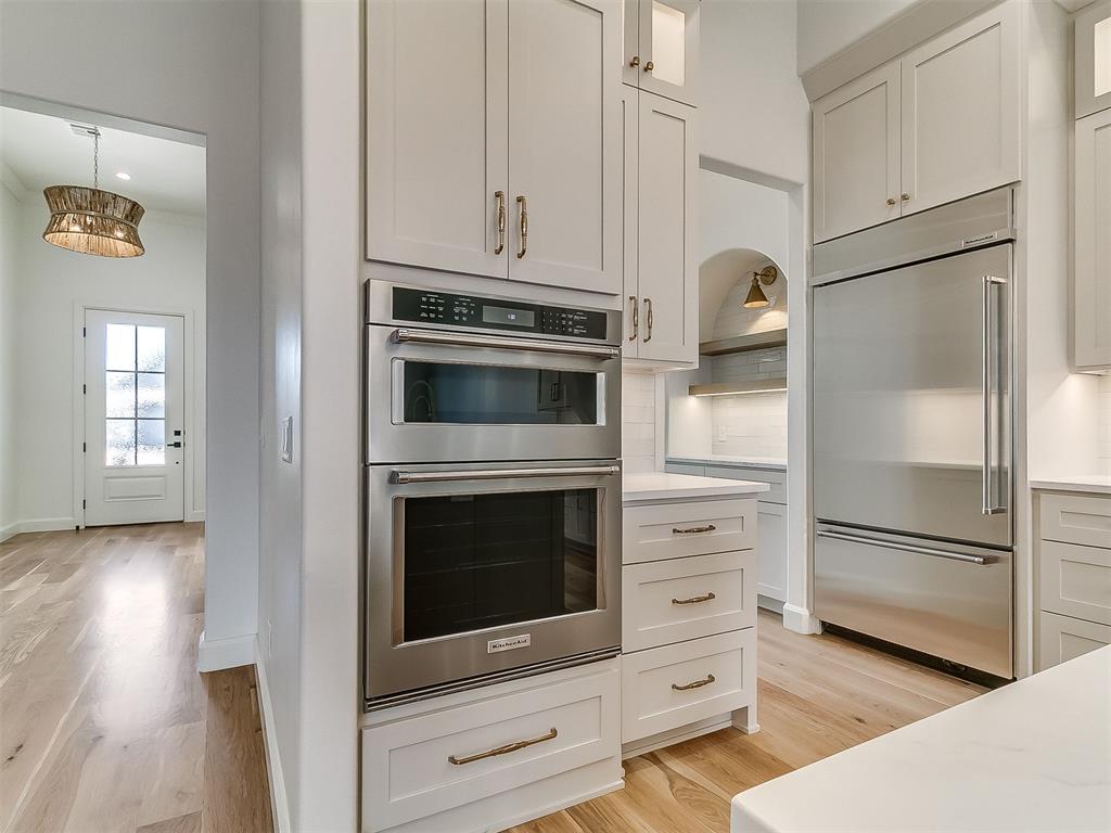 6105 NW 147th Terrace