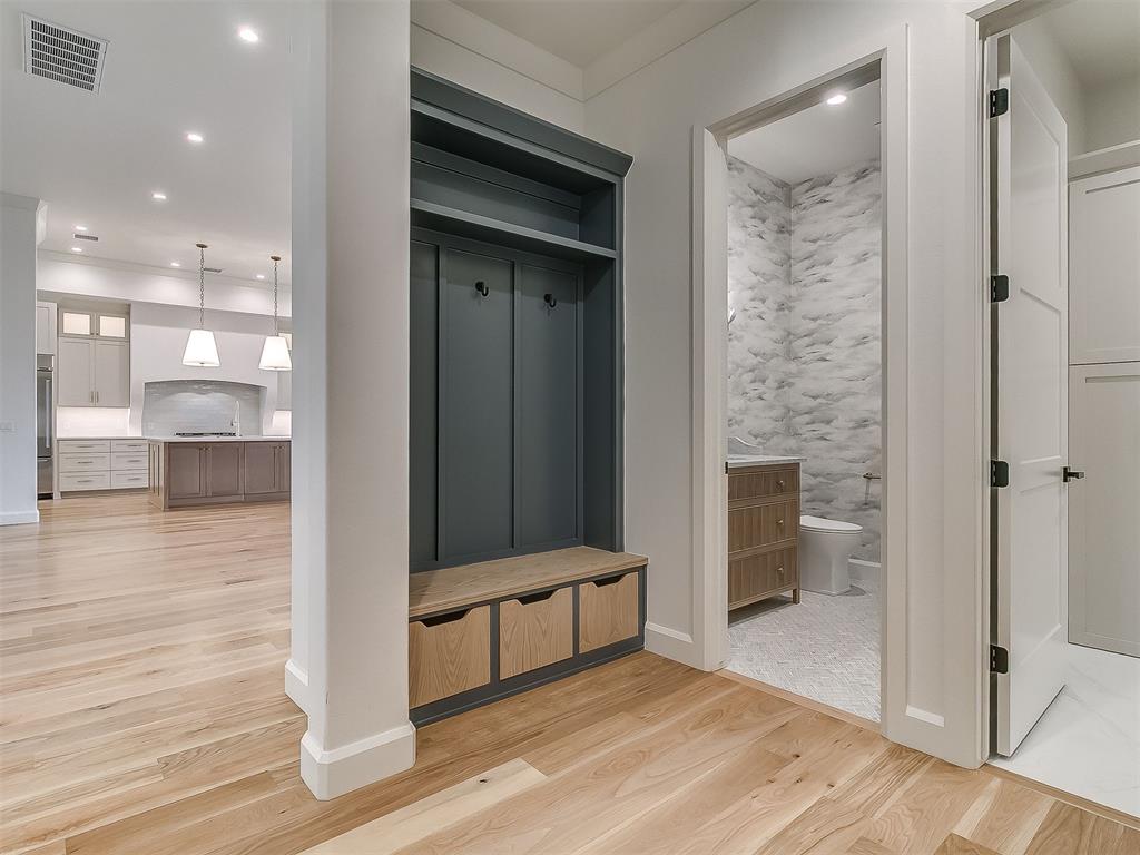 6105 NW 147th Terrace