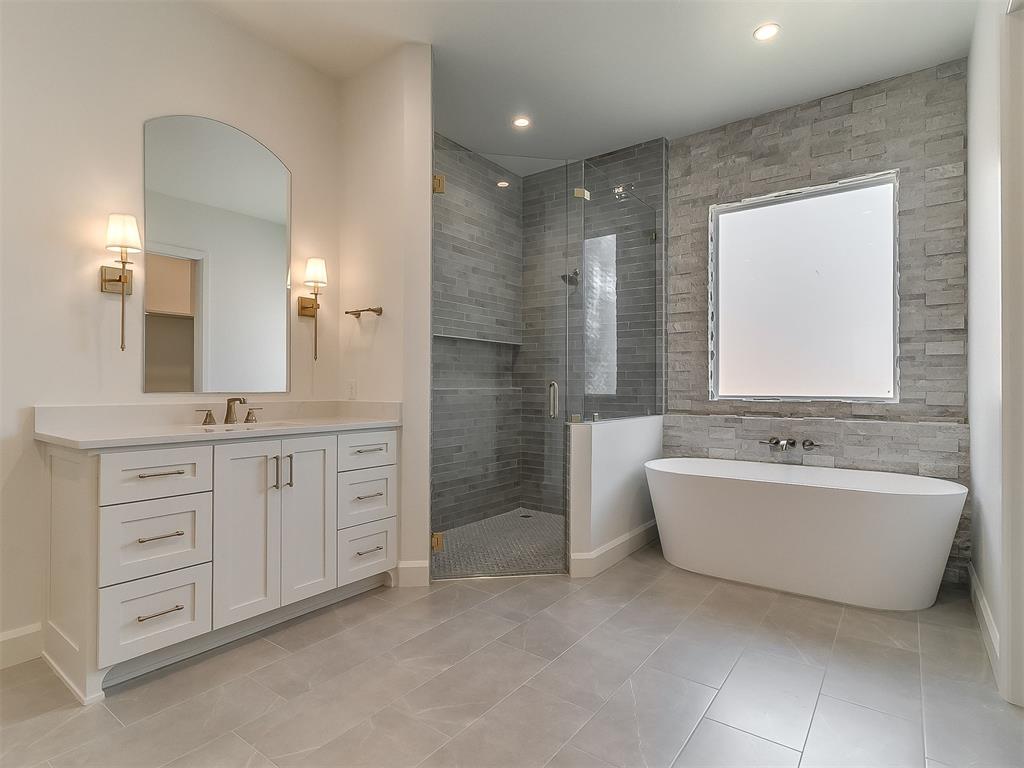 6105 NW 147th Terrace