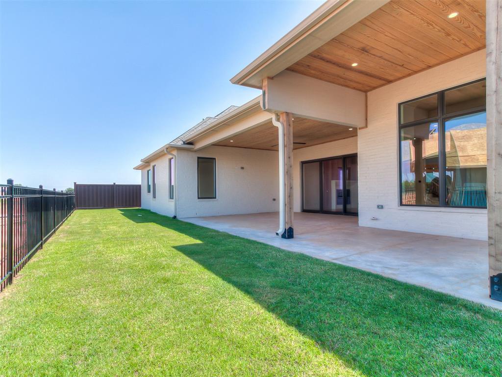 6105 NW 147th Terrace