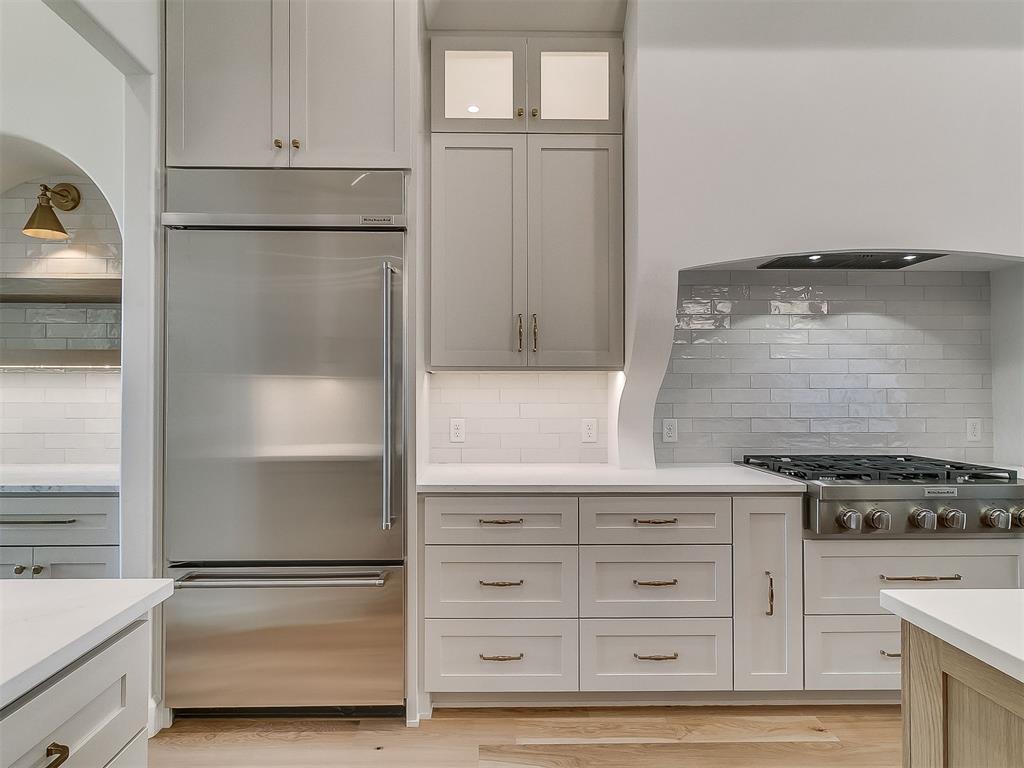 6105 NW 147th Terrace