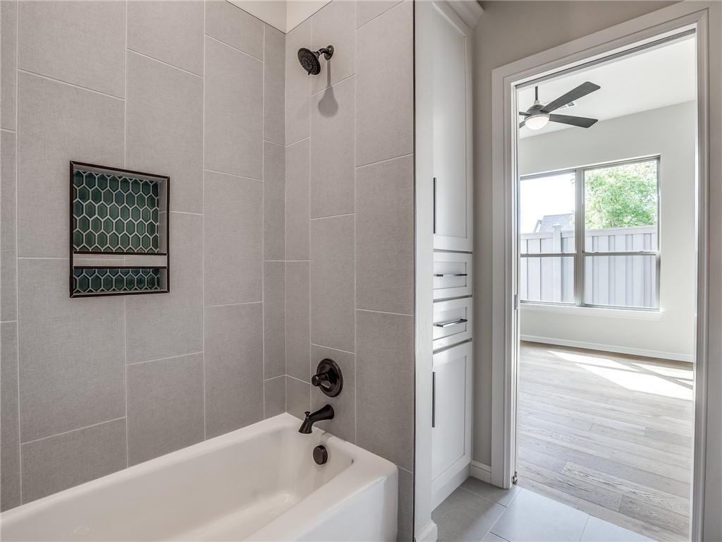 16412 Burgundy West Drive