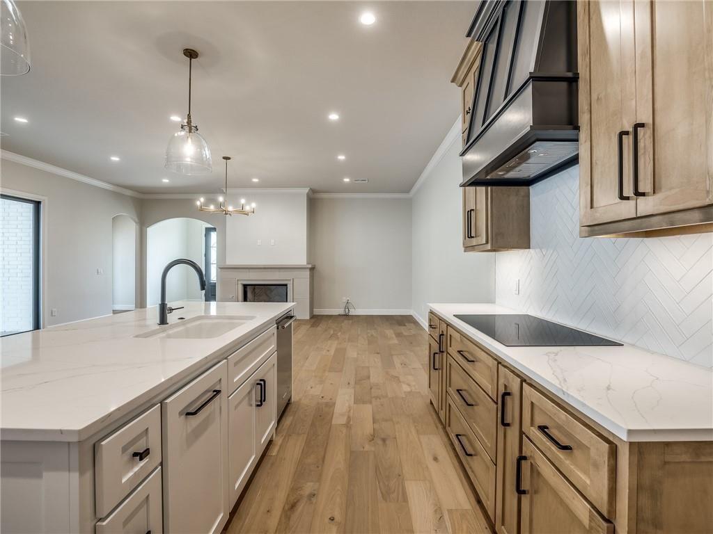 16412 Burgundy West Drive