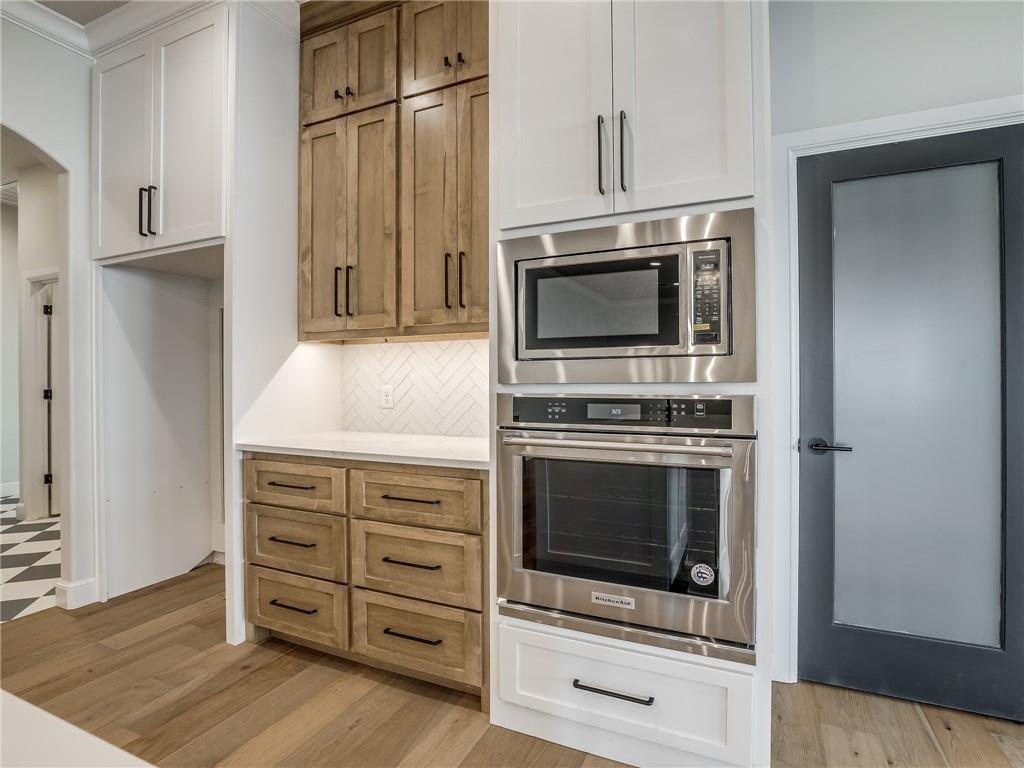 16412 Burgundy West Drive