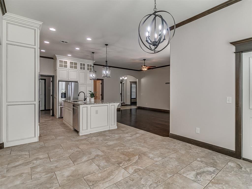 1216 N Wisteria Terrace