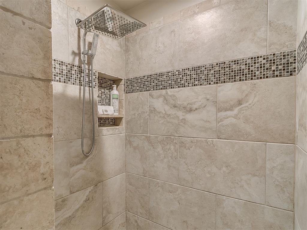 1216 N Wisteria Terrace