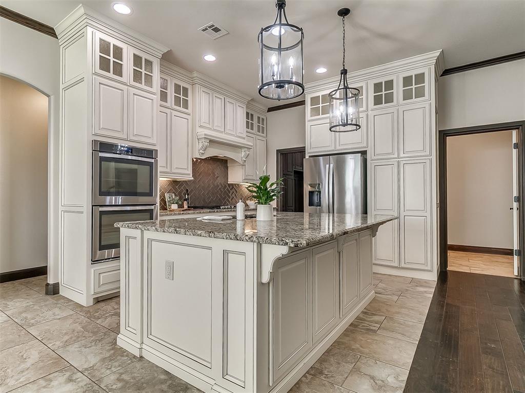 1216 N Wisteria Terrace