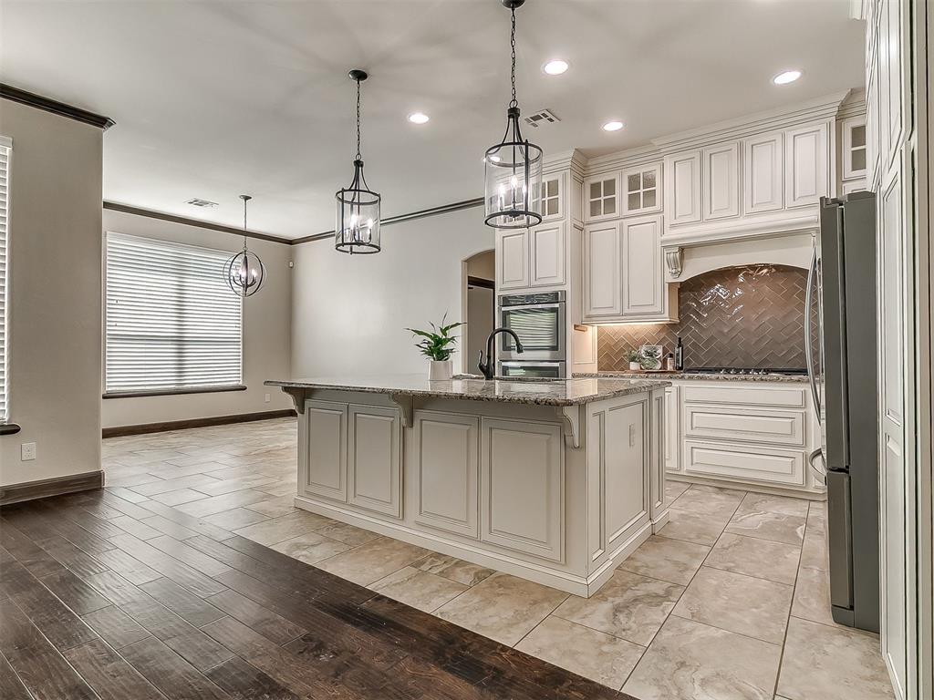 1216 N Wisteria Terrace