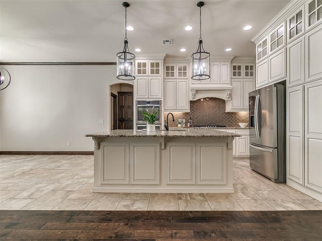 1216 N Wisteria Terrace