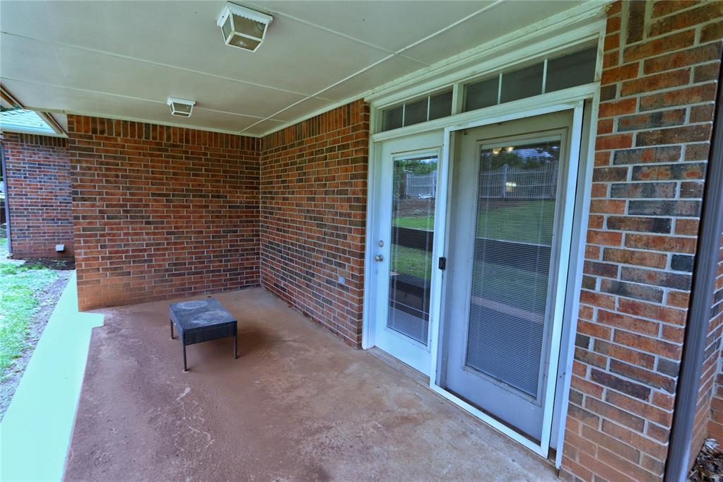 15536 Monarch Lane