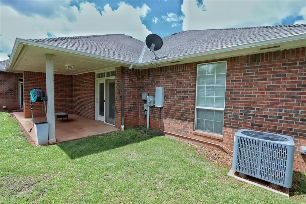 15536 Monarch Lane
