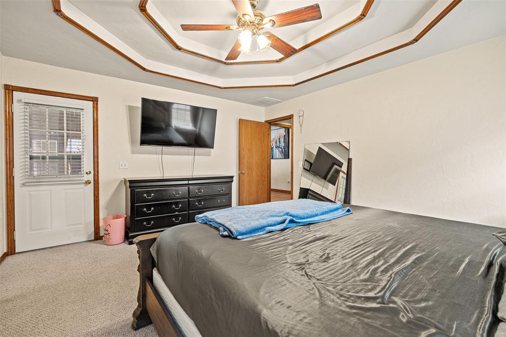 8109 Dawn Circle