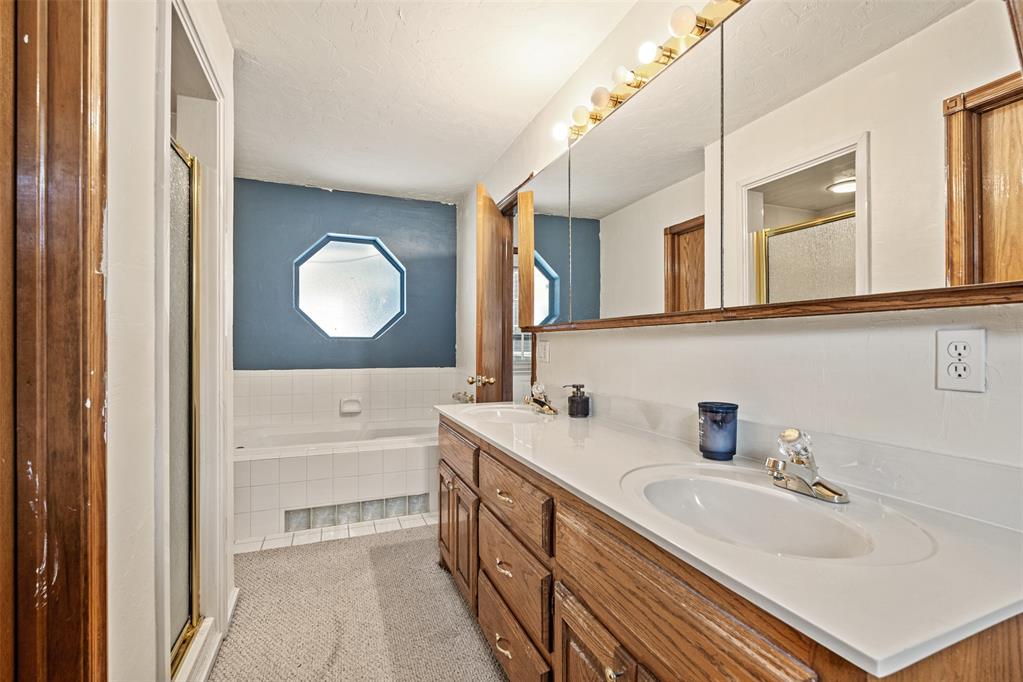 8109 Dawn Circle