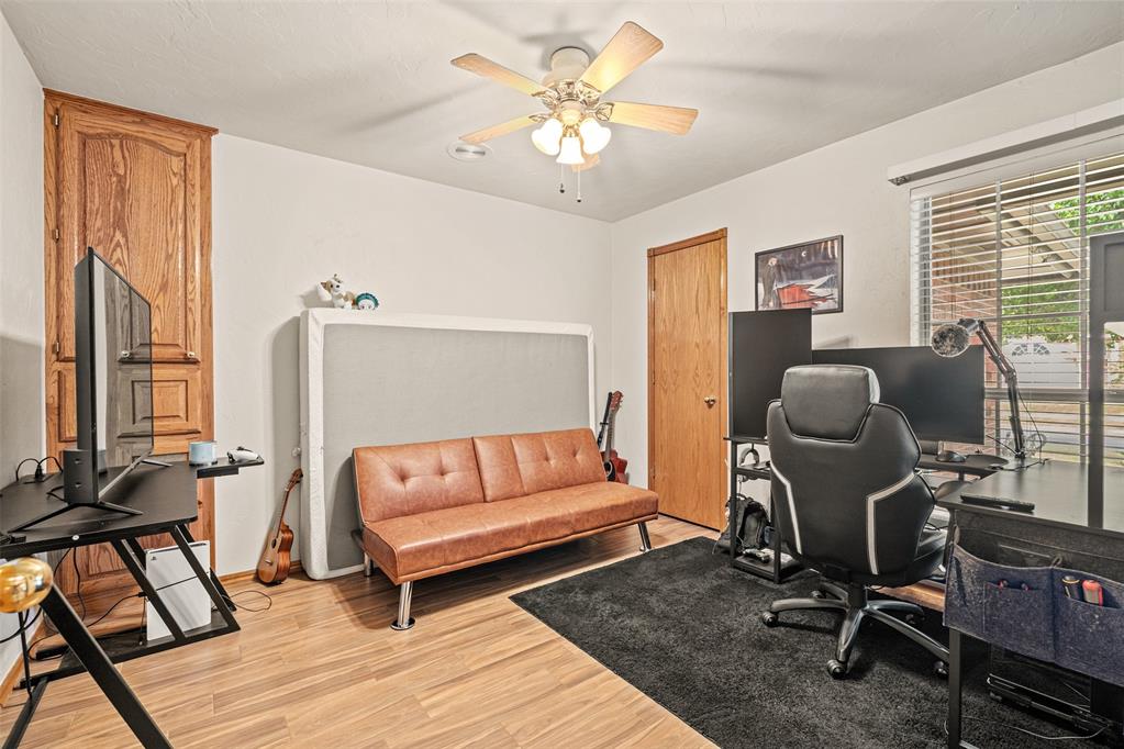 8109 Dawn Circle