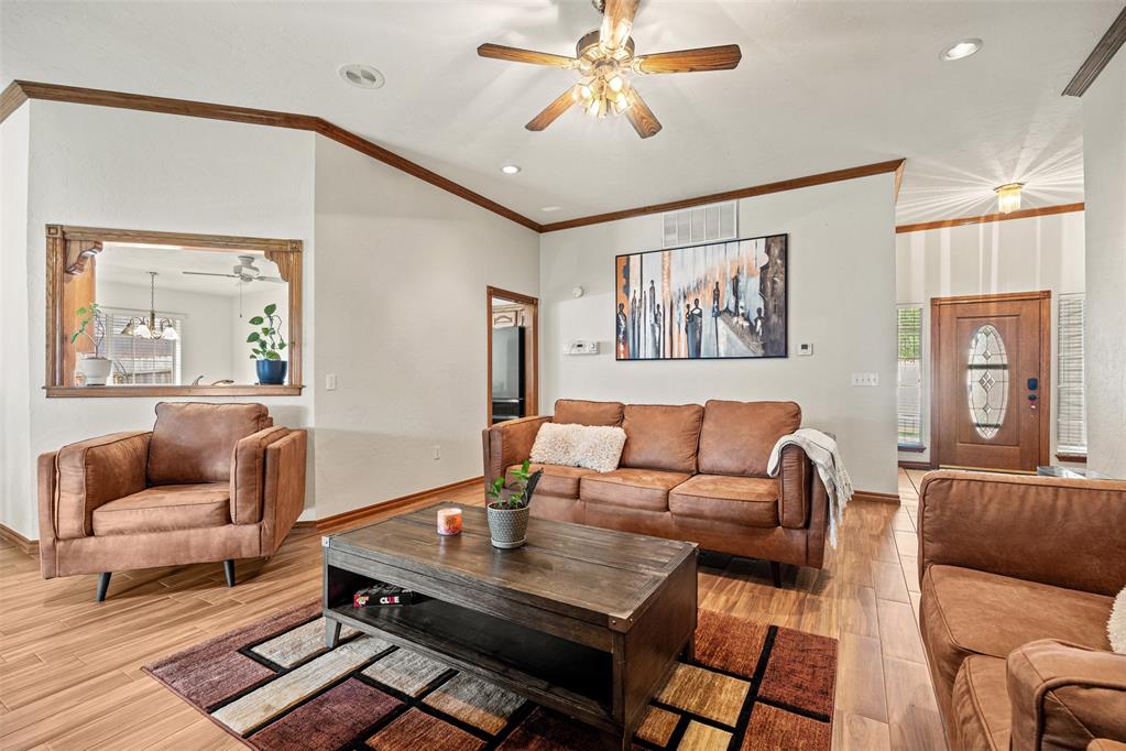 8109 Dawn Circle