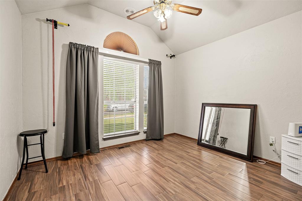 8109 Dawn Circle