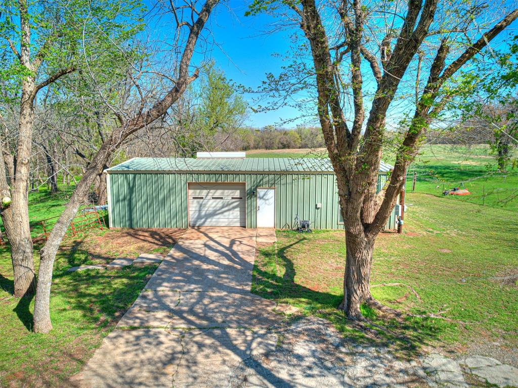 5809 W Waterloo Road