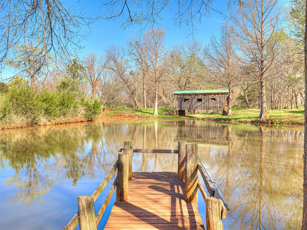 5809 W Waterloo Road