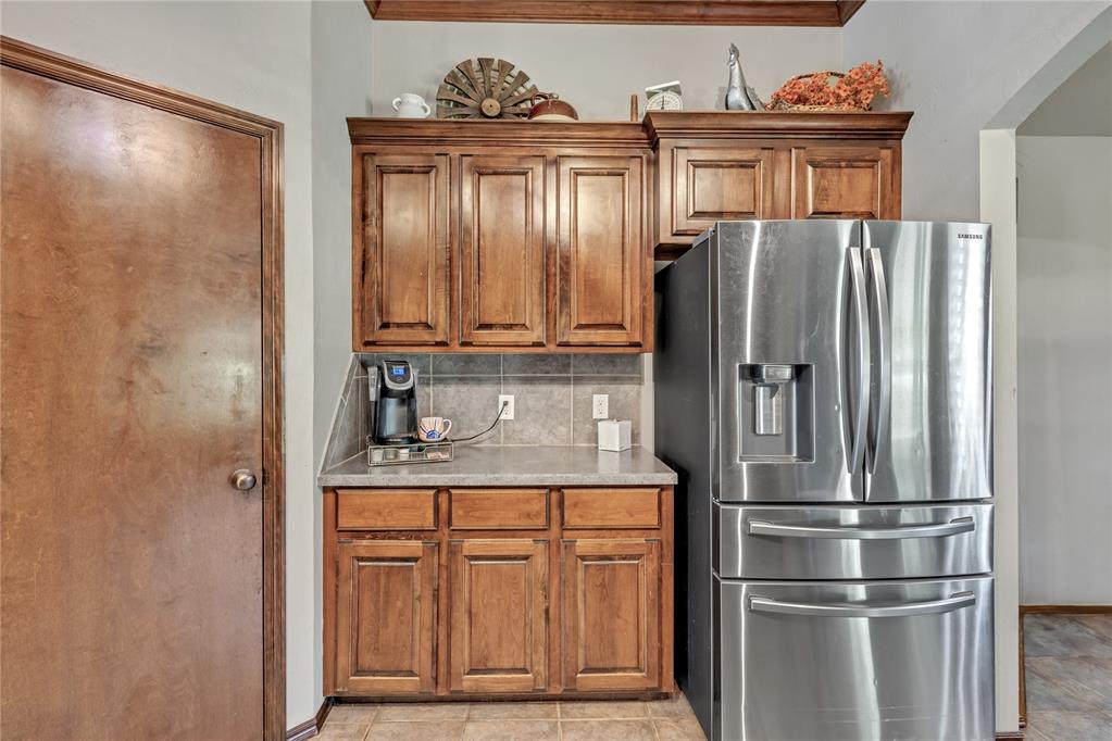 8701 Long Spur Trail