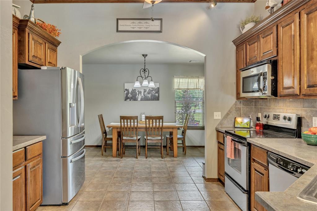 8701 Long Spur Trail