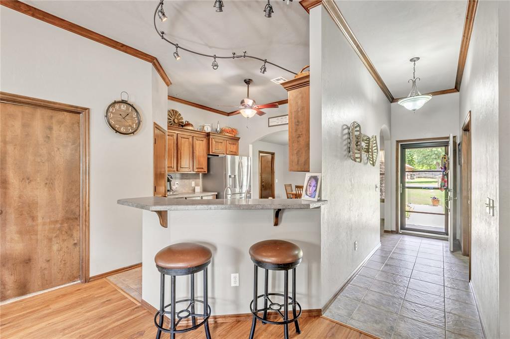 8701 Long Spur Trail