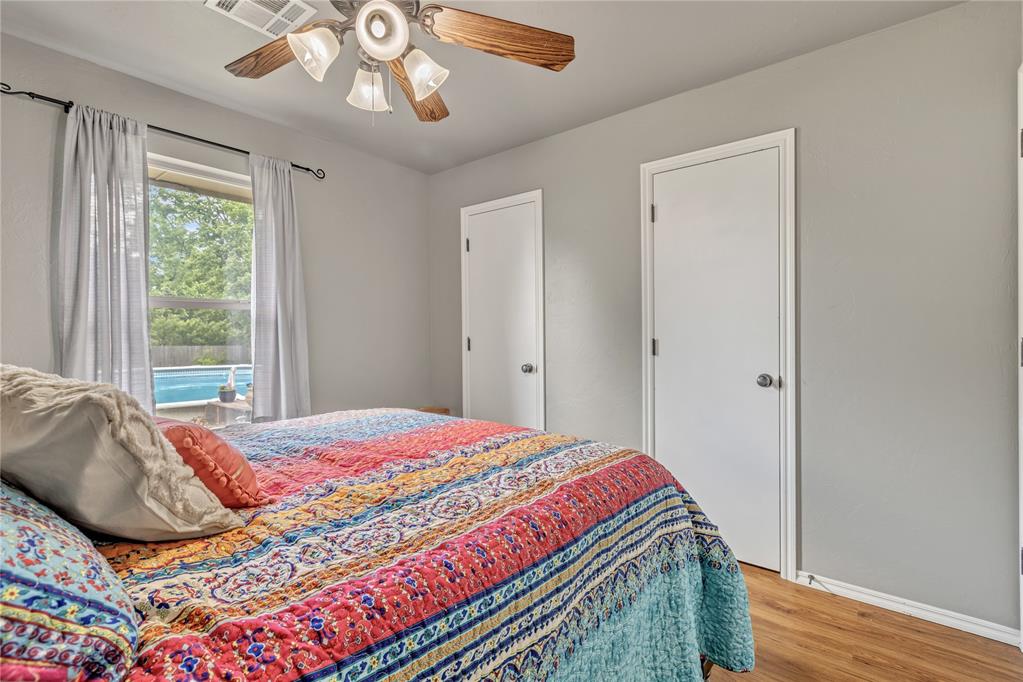 8701 Long Spur Trail