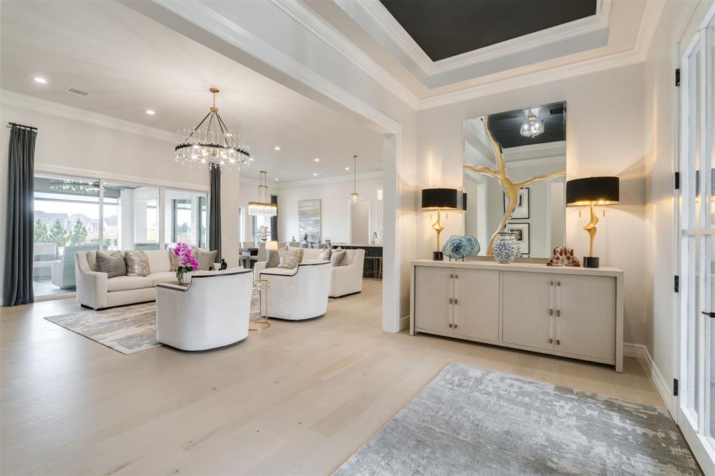 15012 Annecy Boulevard