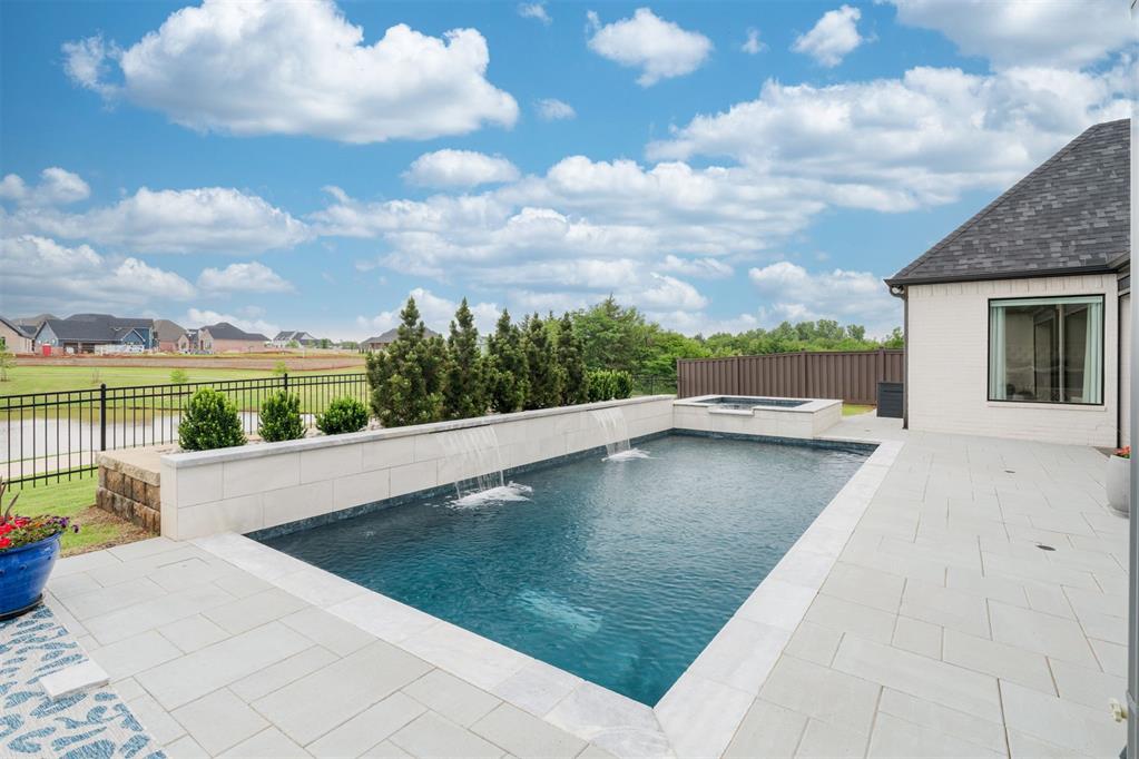 15012 Annecy Boulevard