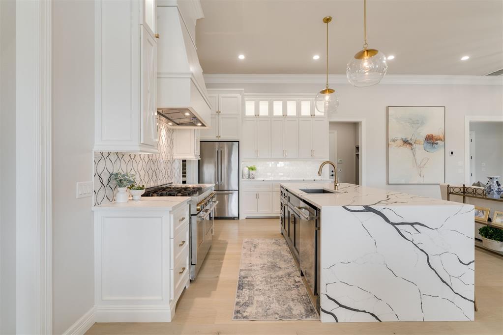 15012 Annecy Boulevard