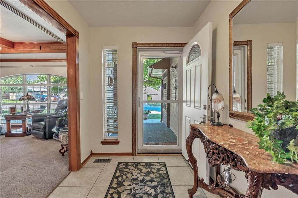 621 Bluegrass Lane