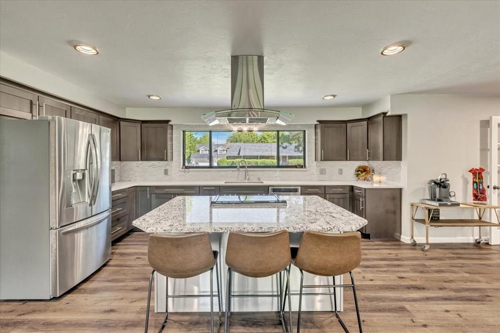 15170 Arrowhead Drive
