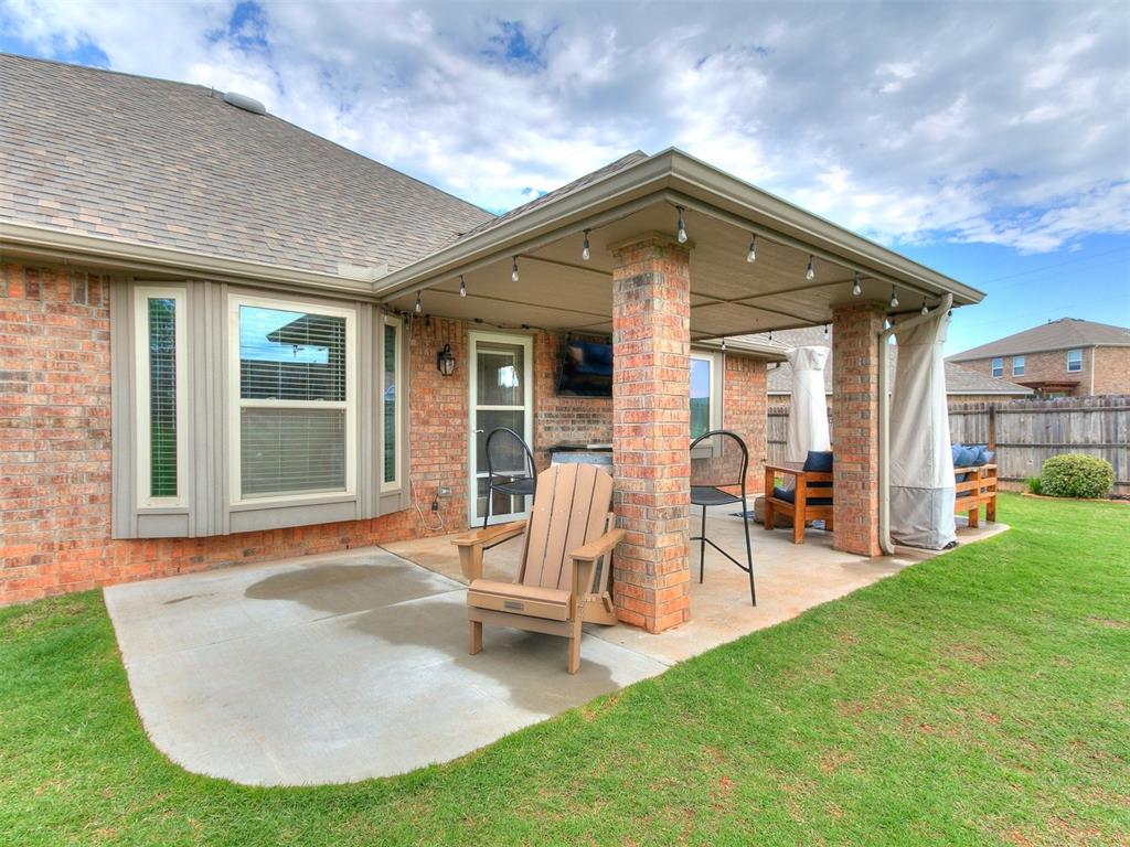 2504 NW 193rd Terrace