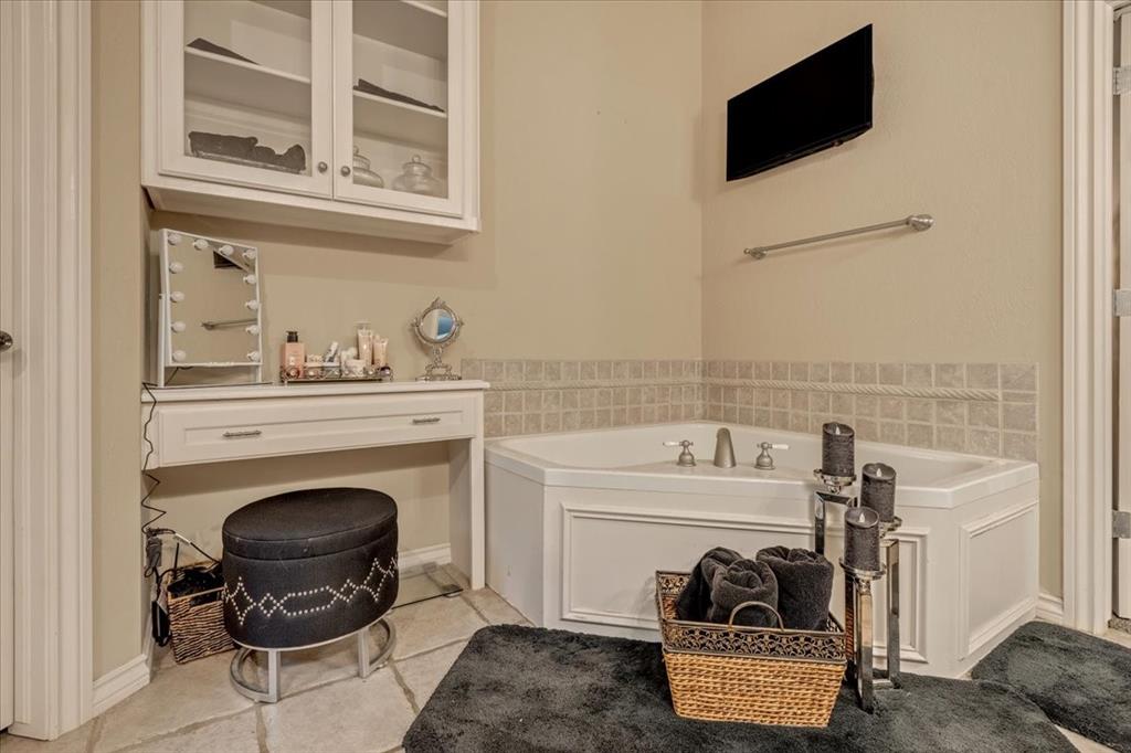 1322 Mockingbird Lane