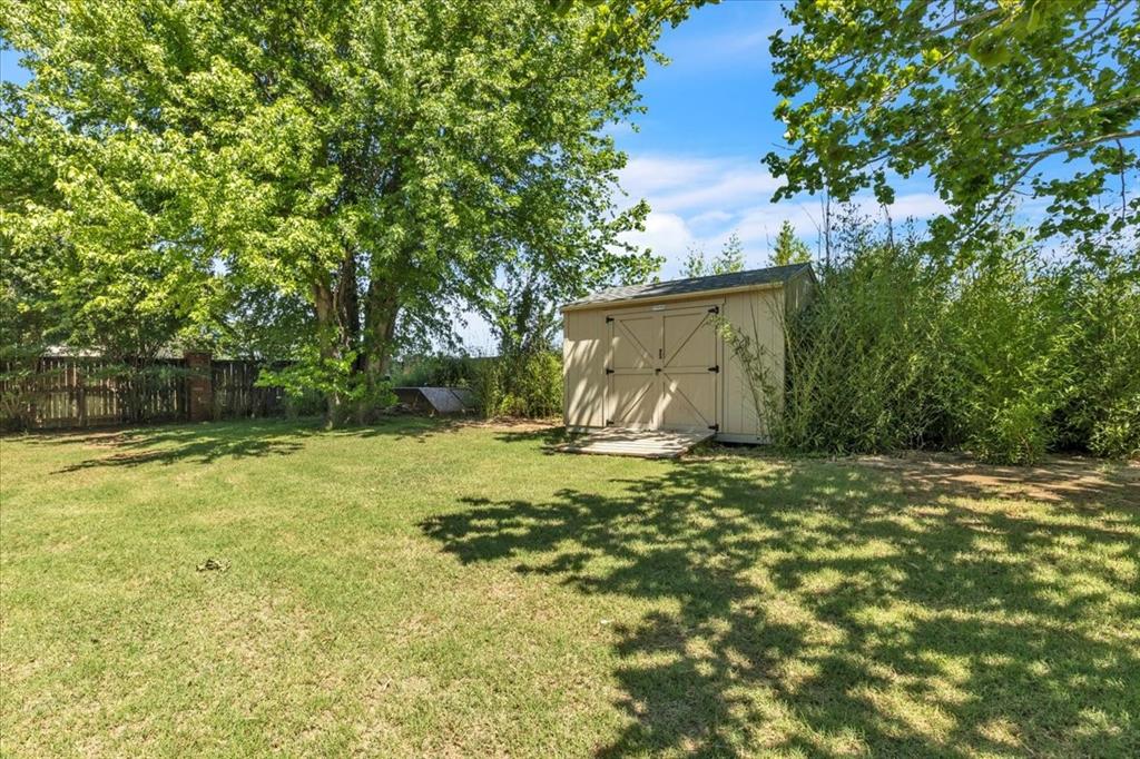 1322 Mockingbird Lane