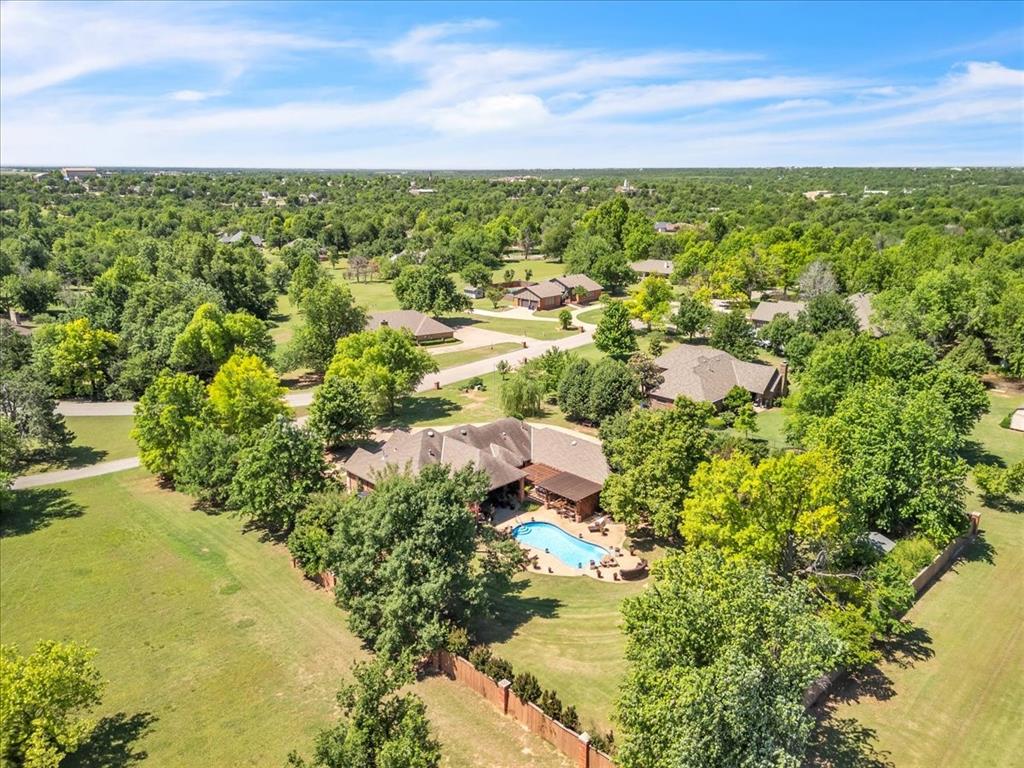 1322 Mockingbird Lane