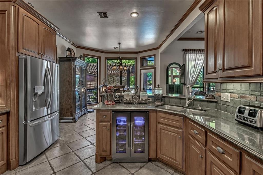 1322 Mockingbird Lane