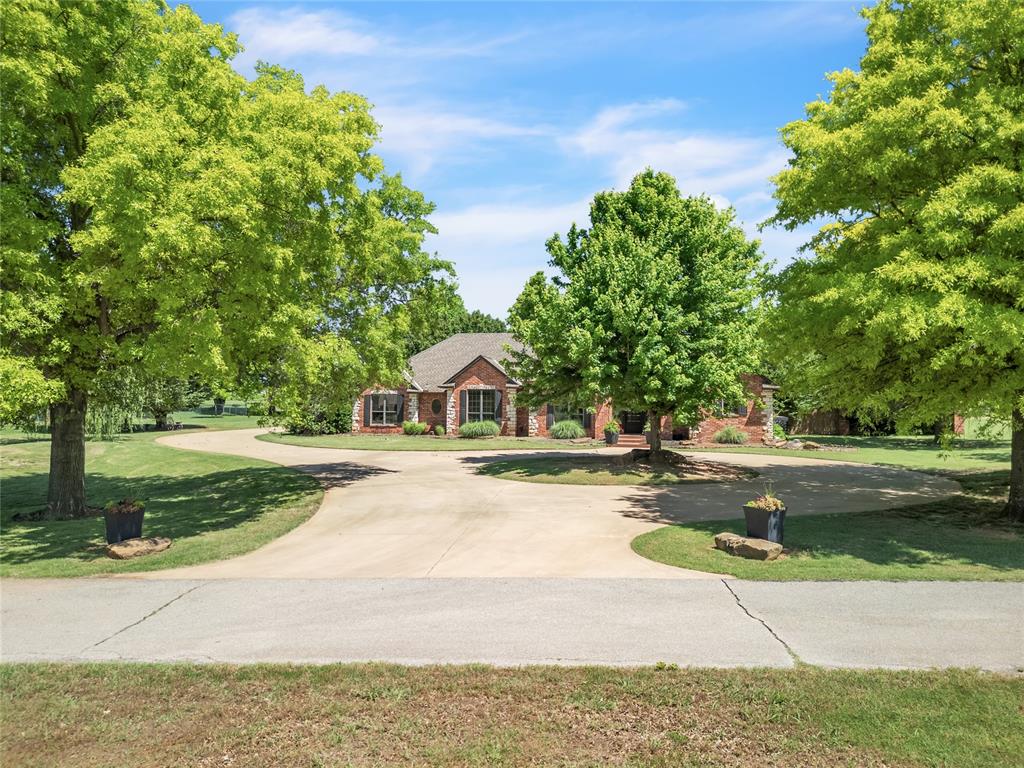 1322 Mockingbird Lane