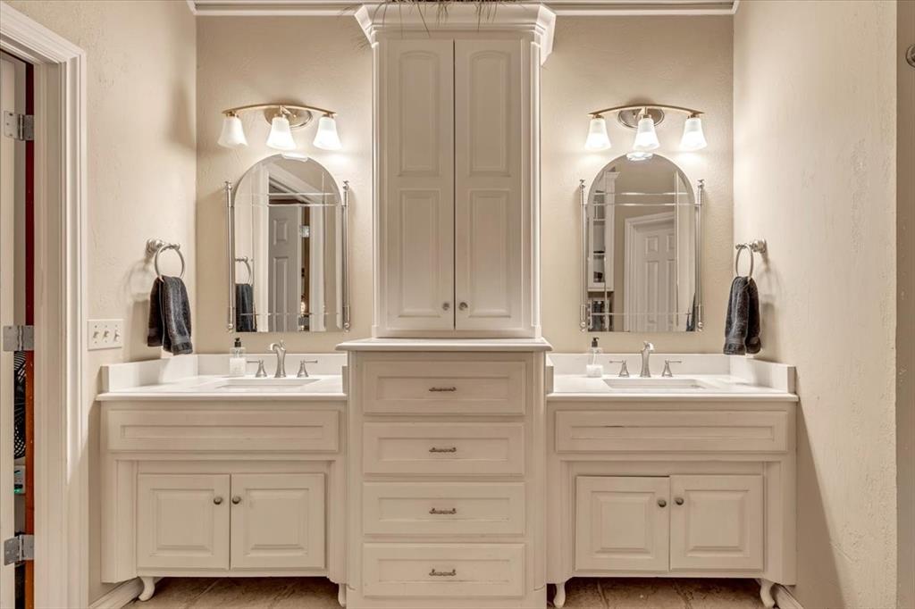 1322 Mockingbird Lane