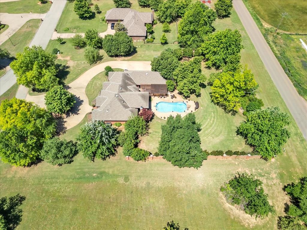 1322 Mockingbird Lane