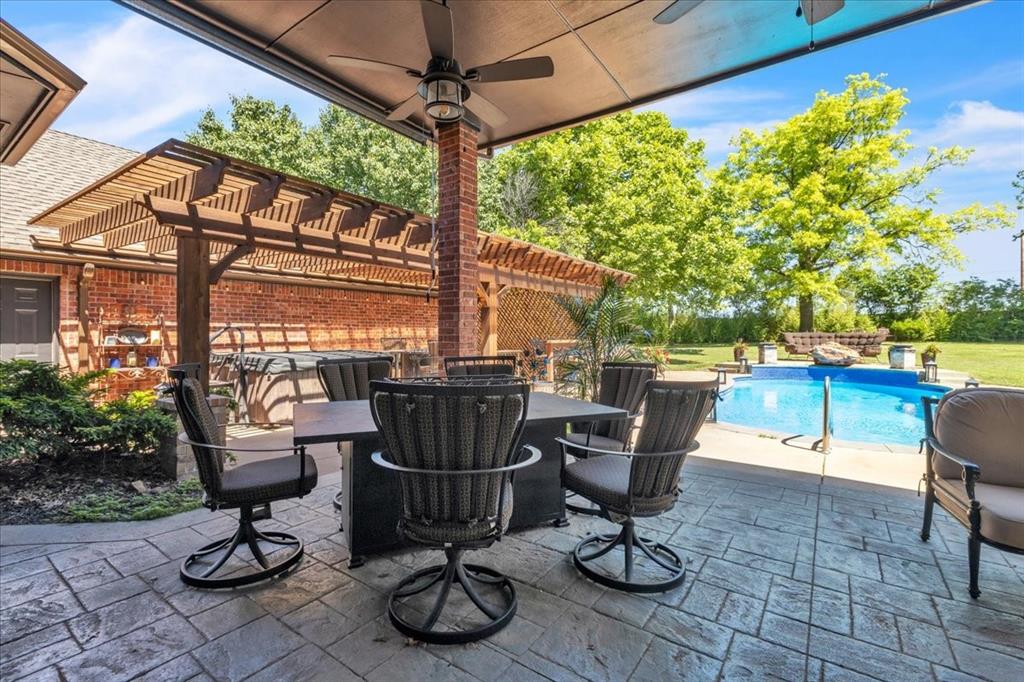 1322 Mockingbird Lane