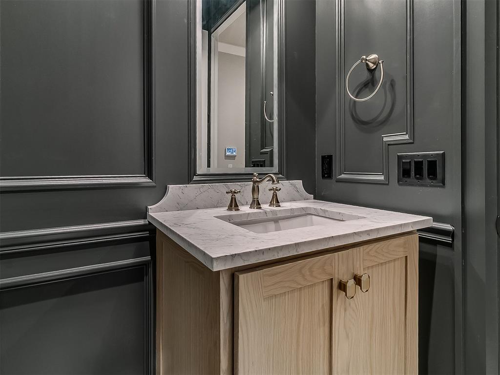 6108 NW 147th Terrace