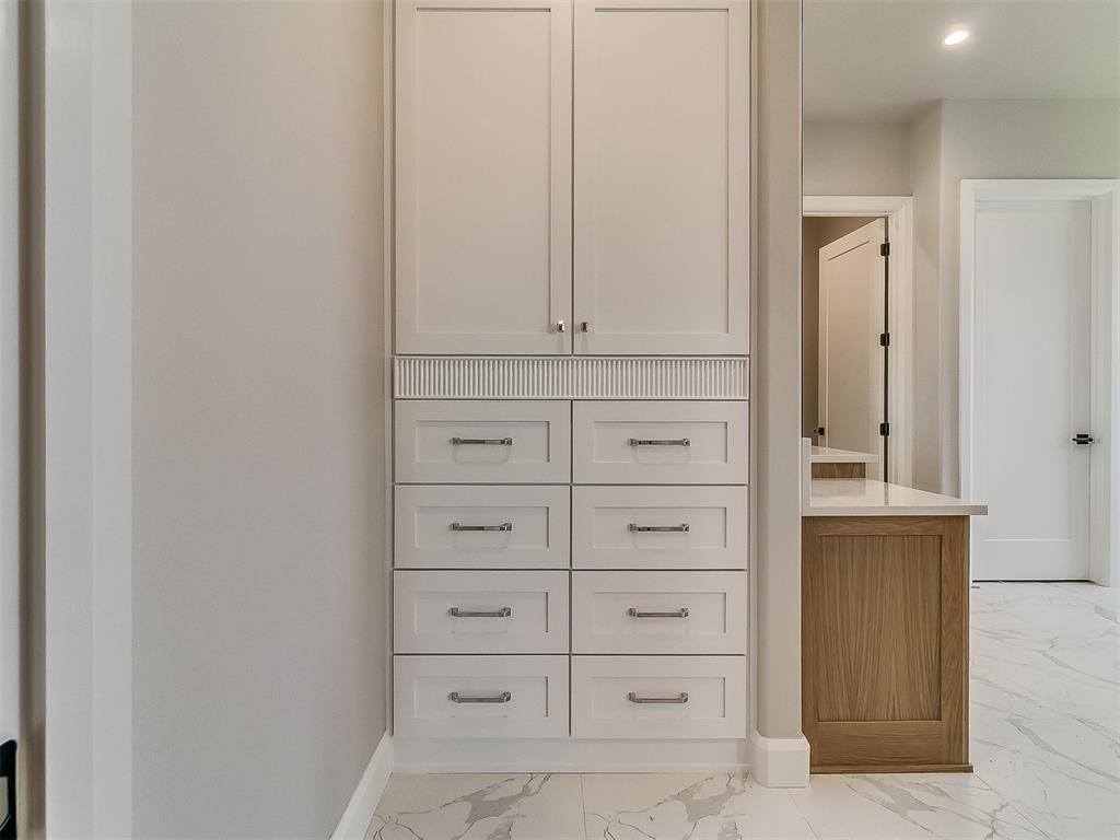 6108 NW 147th Terrace