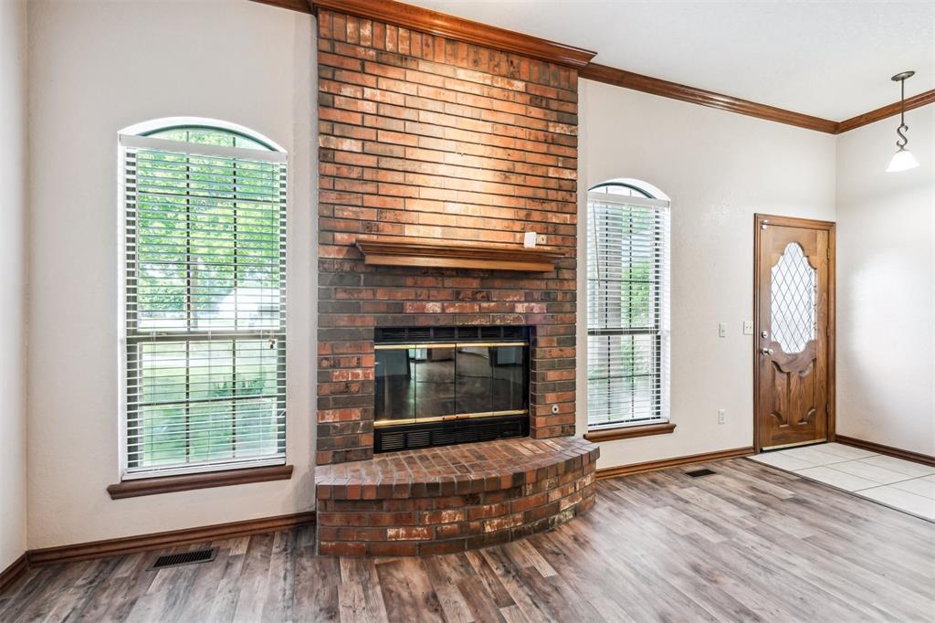 1500 N Lilac Terrace