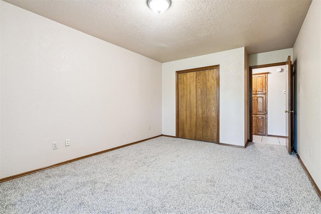 1500 N Lilac Terrace