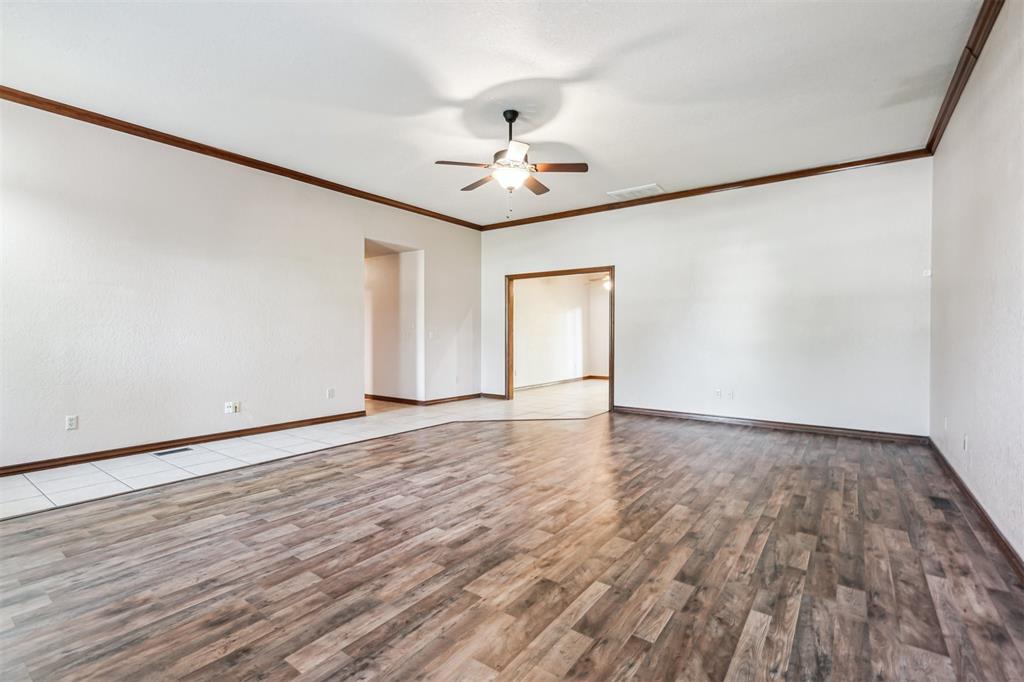 1500 N Lilac Terrace