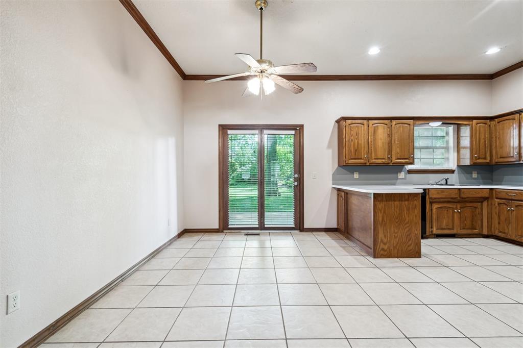 1500 N Lilac Terrace