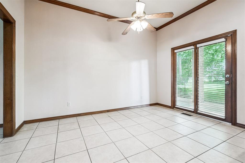 1500 N Lilac Terrace