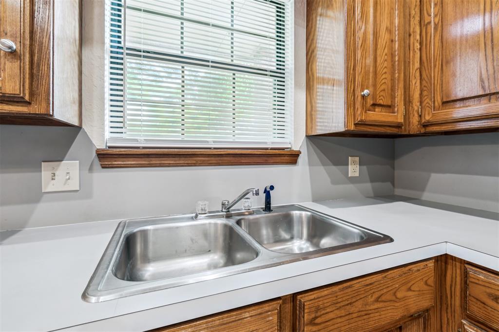 1500 N Lilac Terrace