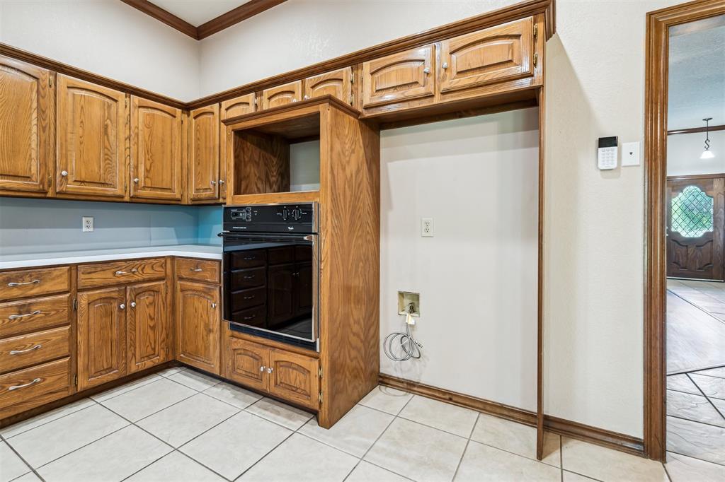 1500 N Lilac Terrace