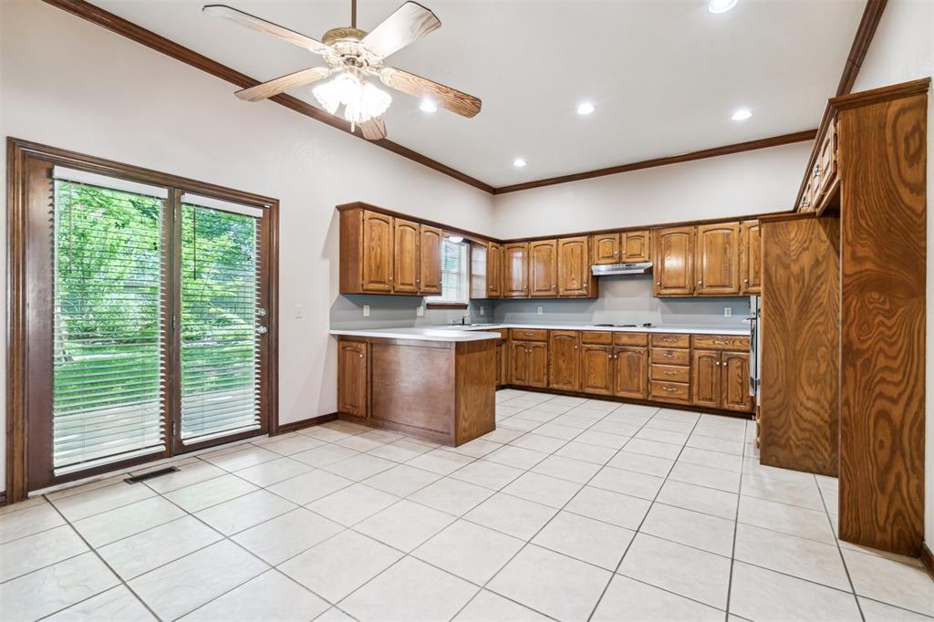 1500 N Lilac Terrace